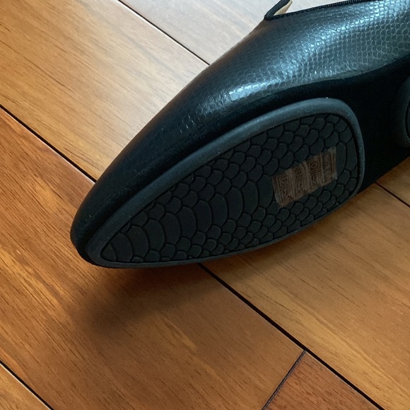 Yosi Samra women’s vidi snake embossed mule - Picture 9 of 9